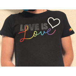 T-Shirt - Love is Love